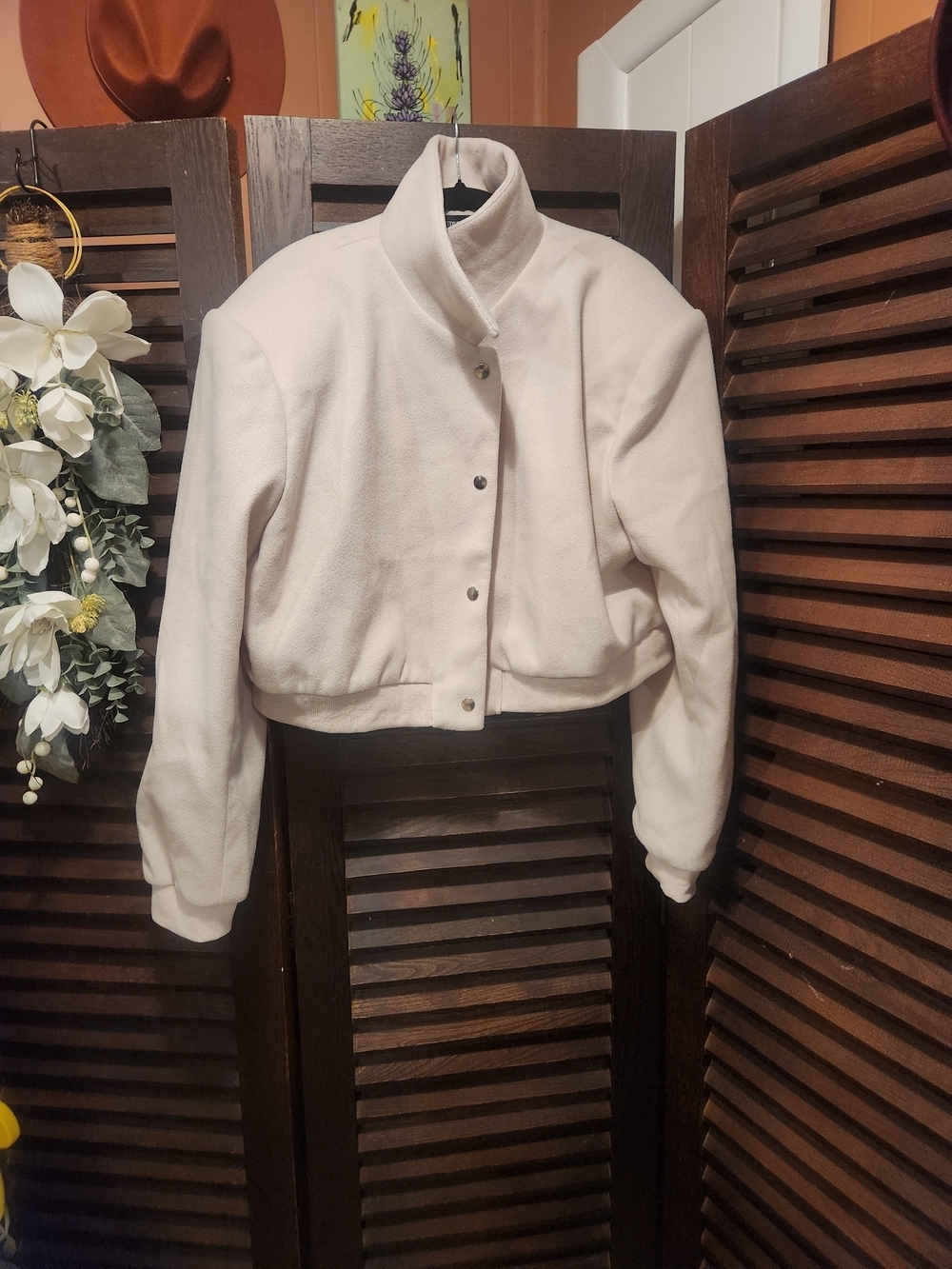 PrettyLittleThing Cream Cropped Bomber Jacket